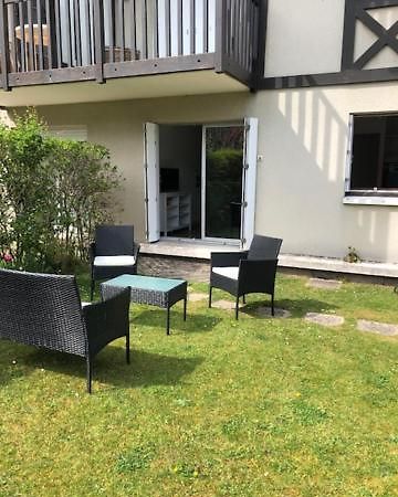 Magnifique 2P En Rez-De-Jardin Oriente Sud A 2 Pas De La Plage Cabourg Dış mekan fotoğraf